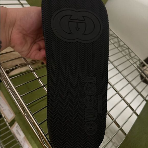 Brand new with box Gucci Black, Red, and Green mens Sandals slippers - Picture 5 of 15